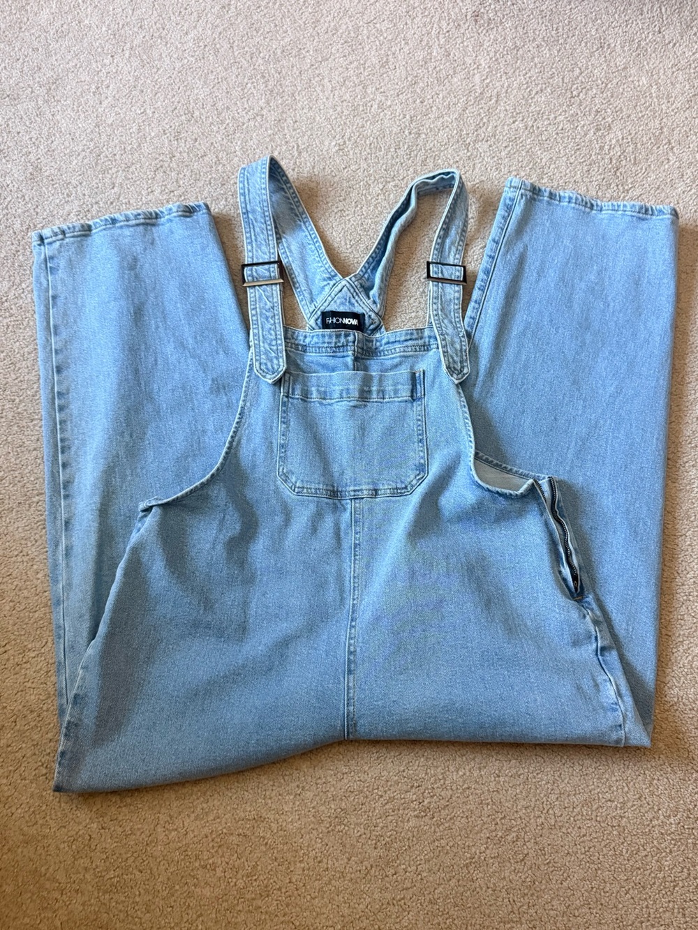 Fashion Nova- slouchy overalls. Light Blue Wash for Women. Wide Leg. Size 1XL.